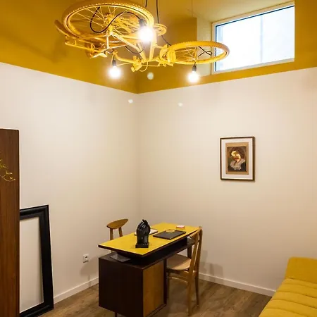 Aduquesa - Bed & Breakfast Oporto