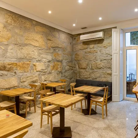 Aduquesa - Bed & Breakfast Oporto