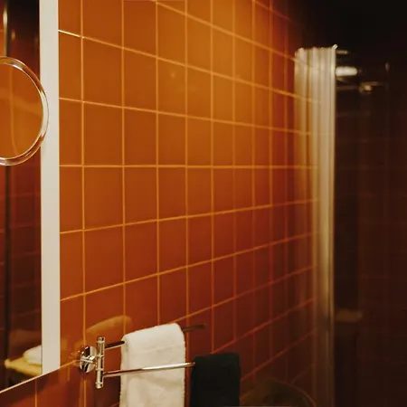 Aduquesa - 2* Oporto