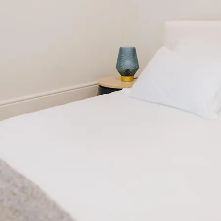 فندق مبيت وإفطار Aduquesa - 2*