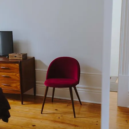 Aduquesa - 2* 포르투