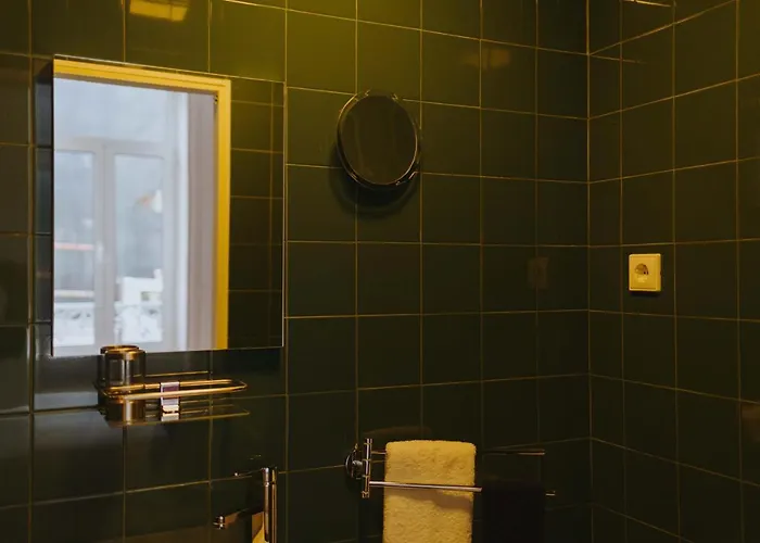 Aduquesa - 2* 포르투